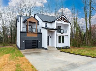 4 McKinley Dr, Greenville, SC 29611