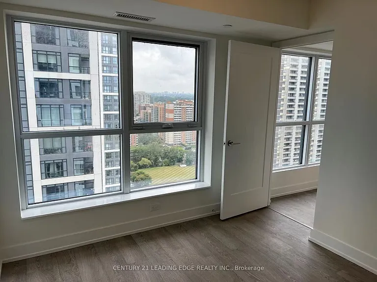 5 Mabelle Ave #2331 — Photo 4