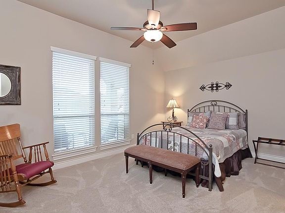 4th image of 13427 Graham Springs Ct