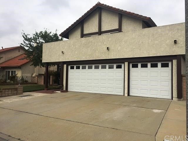 1st image of 12615 Oakthorn Ln