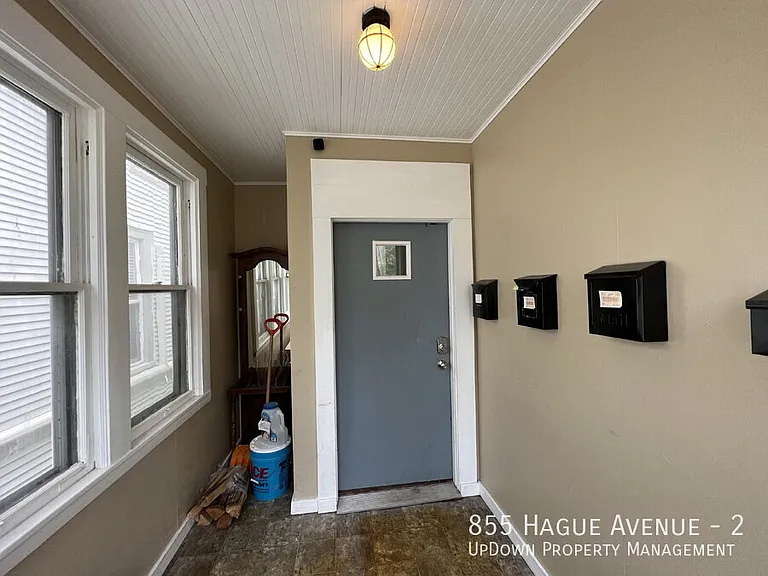 855 Hague Ave #2 — Photo 3