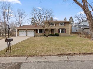 277 14th Ave NW, New Brighton, MN 55112