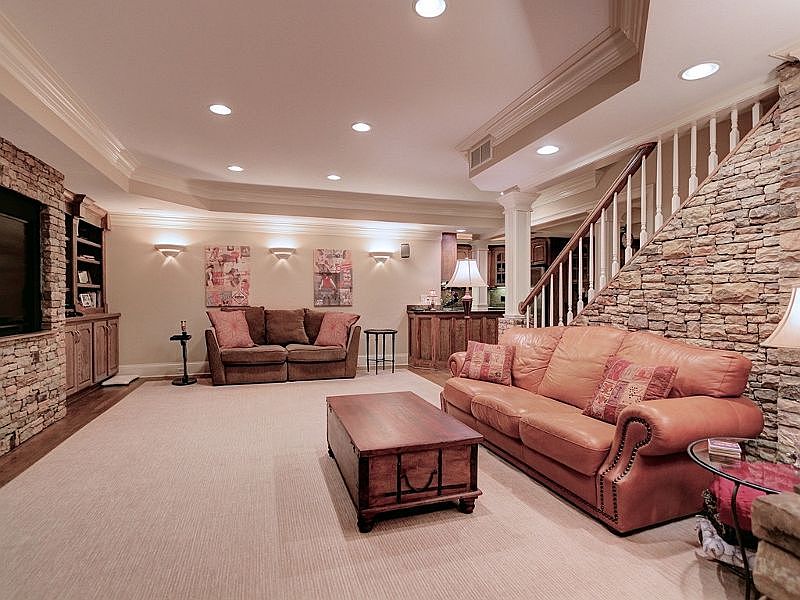 1st image of 429 Langley Oaks Dr SE