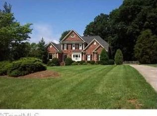 6105 Great Oaks Dr, Summerfield, NC 27358