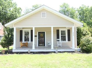 0706 North St, Greenwood, SC 29649