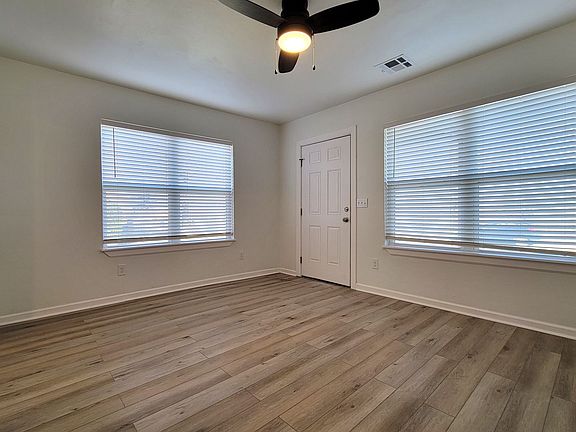 4th image of 4701 N McKinley Ave #B