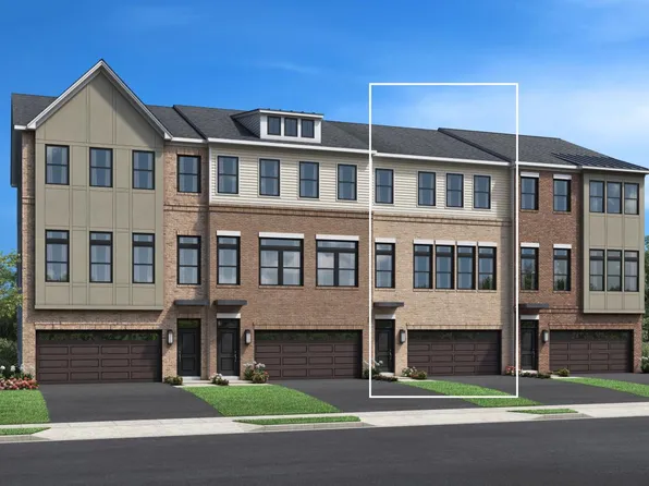 64 Augustus Dr, Middletown, NJ 07748