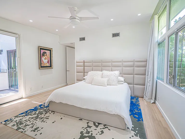 8641 Metz Pl — Photo 27