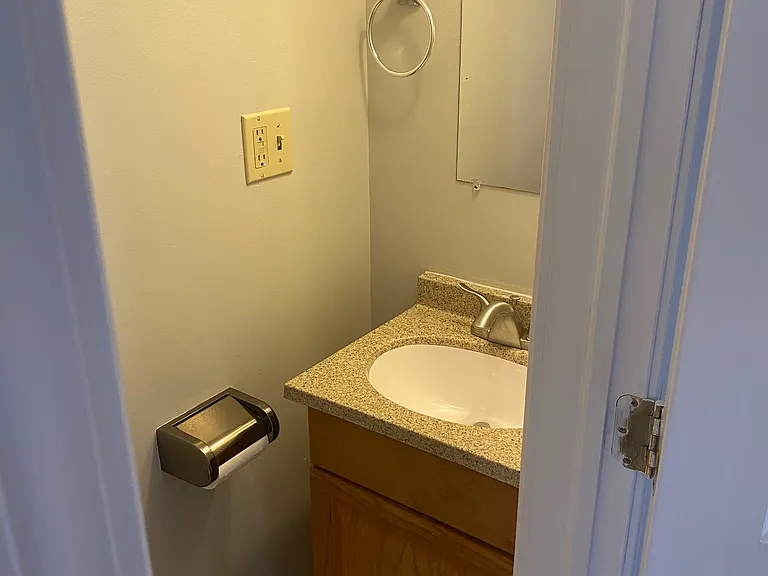 403 McKinley Ave — Photo 24