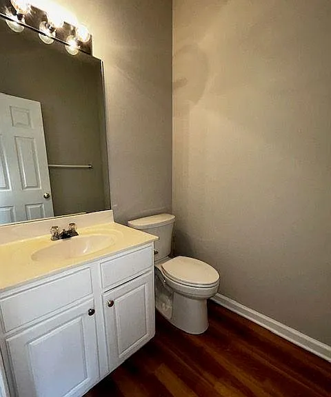 658 Glenbarrett Ct NE — Photo 12