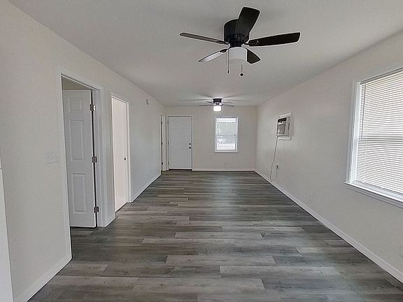 3rd image of 4642 19th Ave S