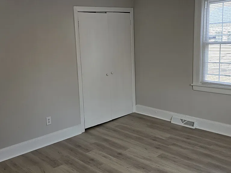 207 Maple Ln — Photo 24