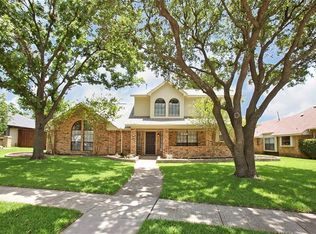 2518 Dove Creek Ln, Carrollton, TX 75006