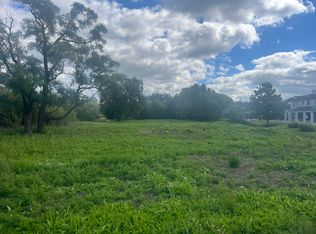 20611 N State Route 21, Deerfield, IL 60015