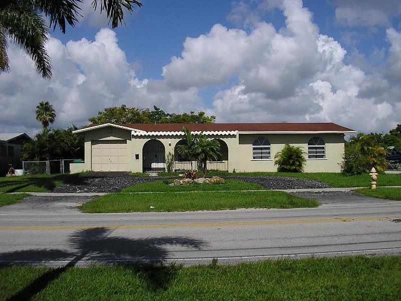 1st image of 19450 SW 87th Ave