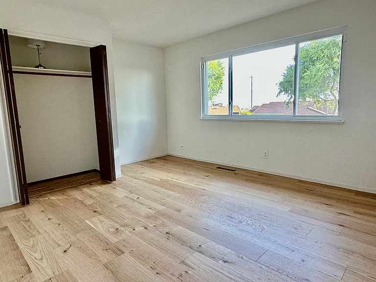 1132 Lawrence Ct — Photo 20