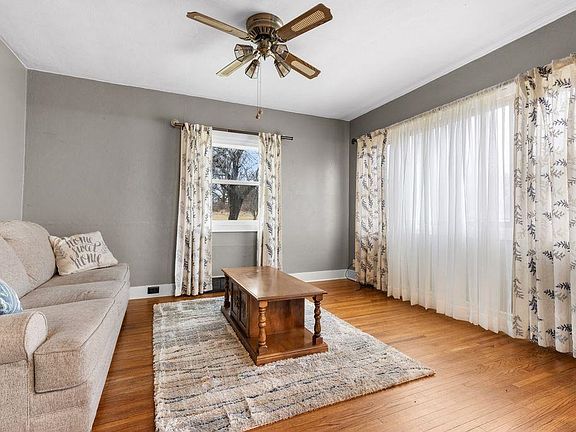 5th image of 16398 Rock Grove Rd