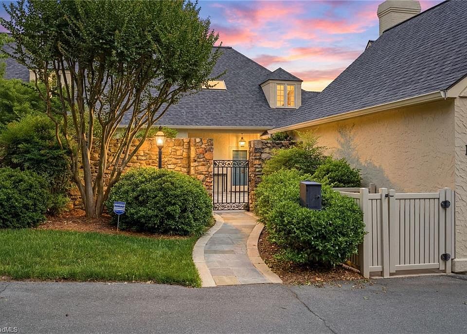 1st image of 14 Graylyn Place Ln