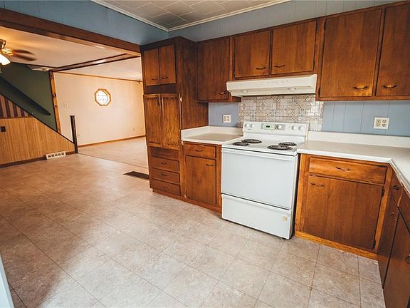 5th image of 49 Rumsey St
