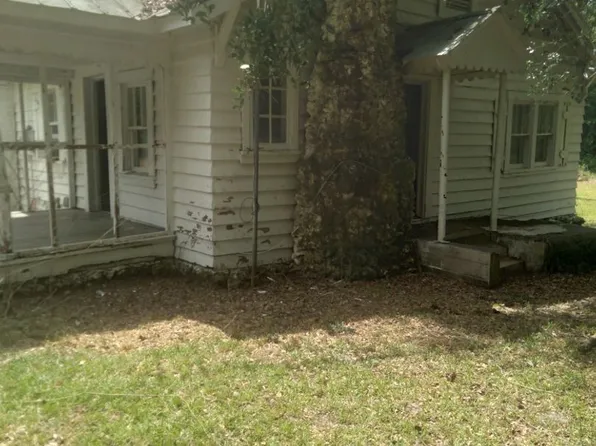 1244 Pearson Rd, Sylvester, GA 31791