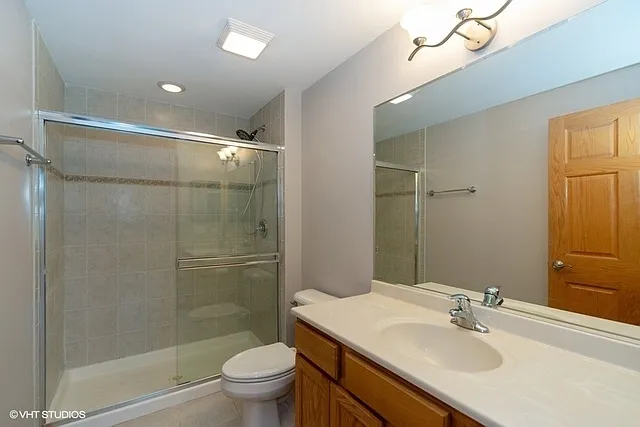 3258 N Harlem Ave #505 — Photo 4
