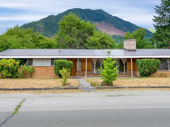 930 Madison Avenue, Darrington, WA 98241