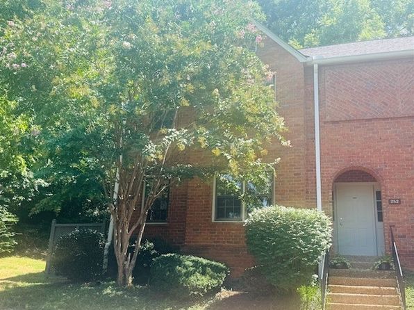 252 Westchase Dr