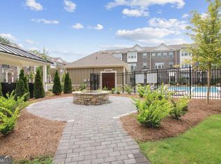 4050 Pierson Trce #4050, Suwanee, GA 30024