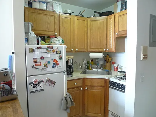 Rented by America Mecca Realty LLC | media 19