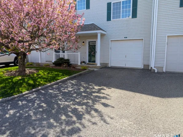 14 South Street #32, Danbury, CT 06810
