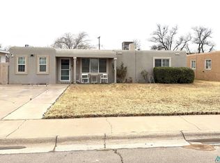 913 W Clayton Ave, Artesia, NM 88210