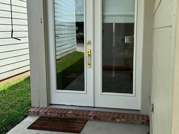 4th image of 200 W Brentwood Blvd Unit 4
