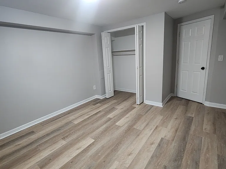5608 Eastwood Ct — Photo 3