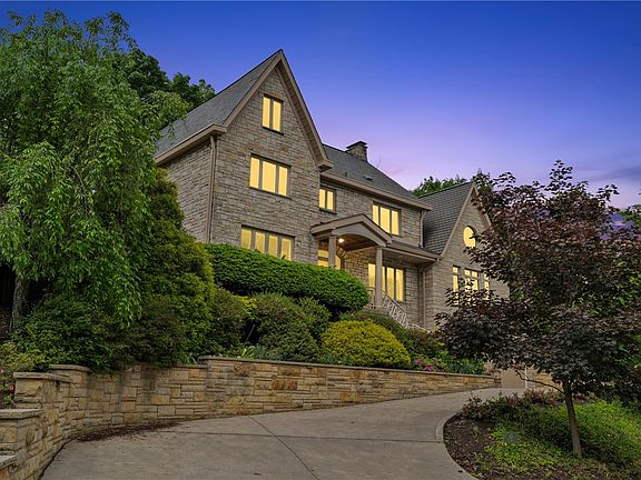 2nd image of 155 Westland Dr