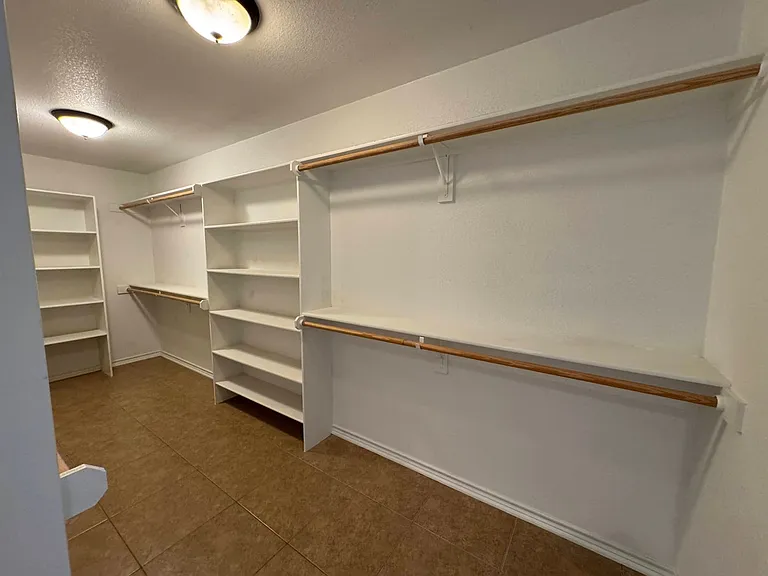 5702 Graphite Dr — Photo 38