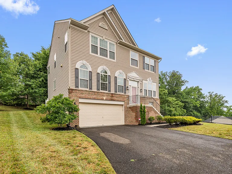 406 Bricker Dr — Photo 47