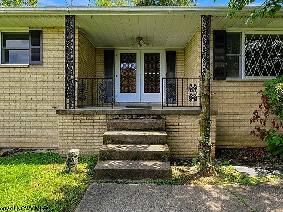 2nd image of 30 Cleveland Ave