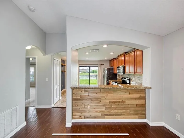 10124 Newminster Loop — Photo 11