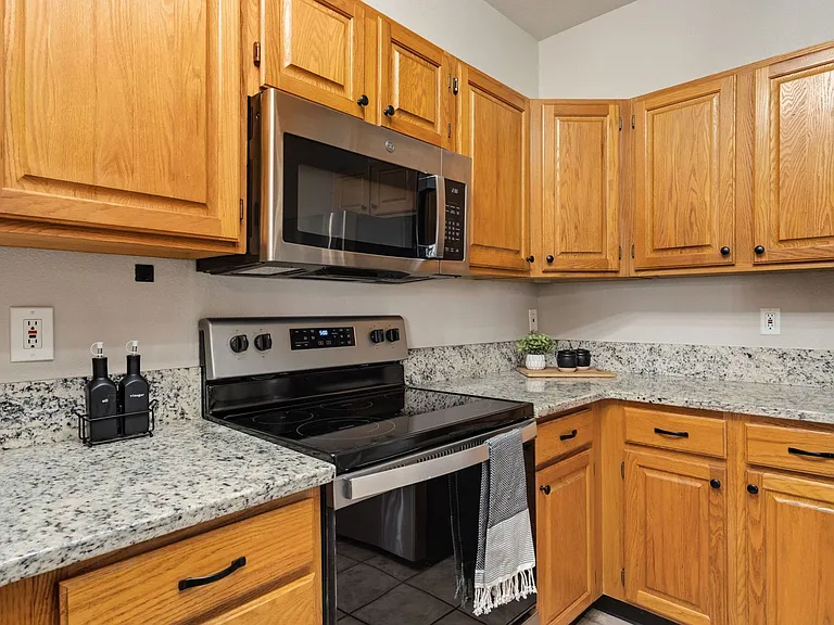 4545 Wheaton Dr #B230 — Photo 24