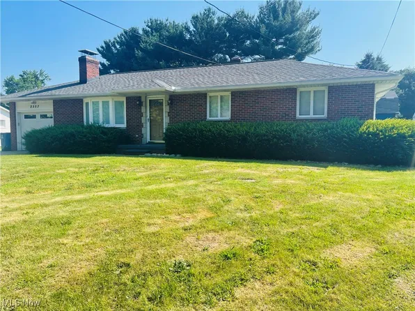 2557 Mayfair Rd, Akron, OH 44312