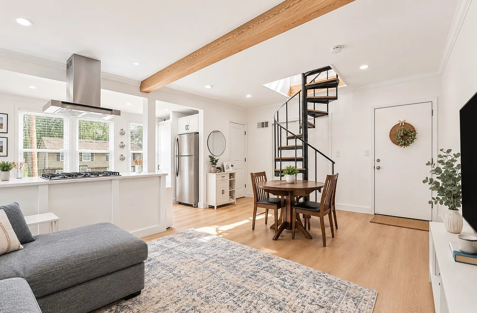 1 bed, 925 sqft, $2,650 — Photo 1