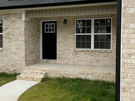 3rd image of 980 Cavender Rd SE