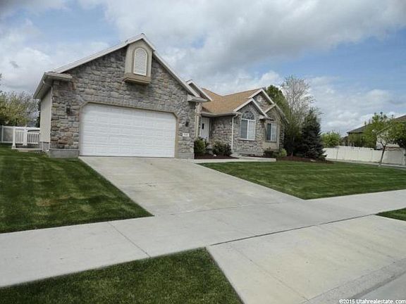 3rd image of 11202 S Alpine Creek Way