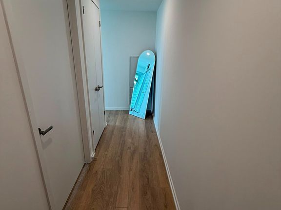 4th image of 197 Yonge St Unit 4909