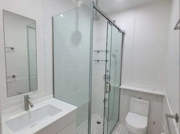 36-03 23rd Avenue 2R image 3 of 8