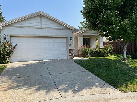 2nd image of 3620 Brighton Ct
