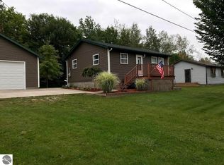 960 Richland Ave, Lupton, MI 48635