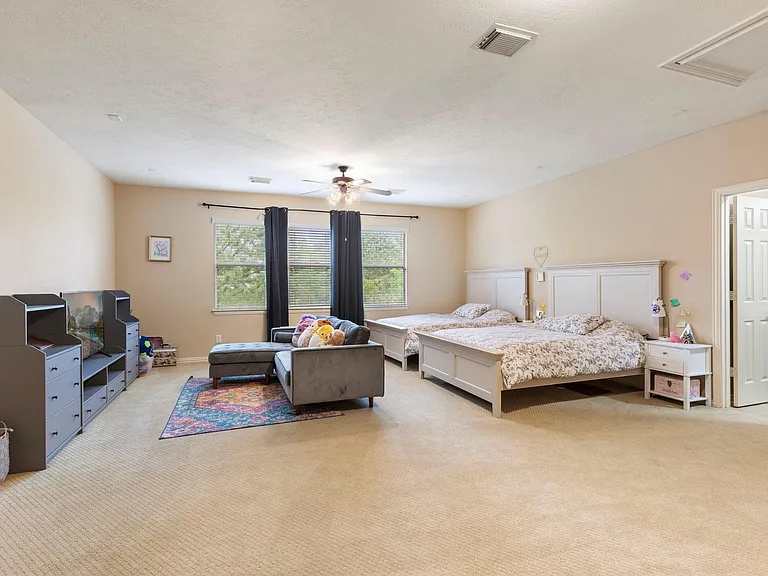19 Driftdale Pl — Photo 38