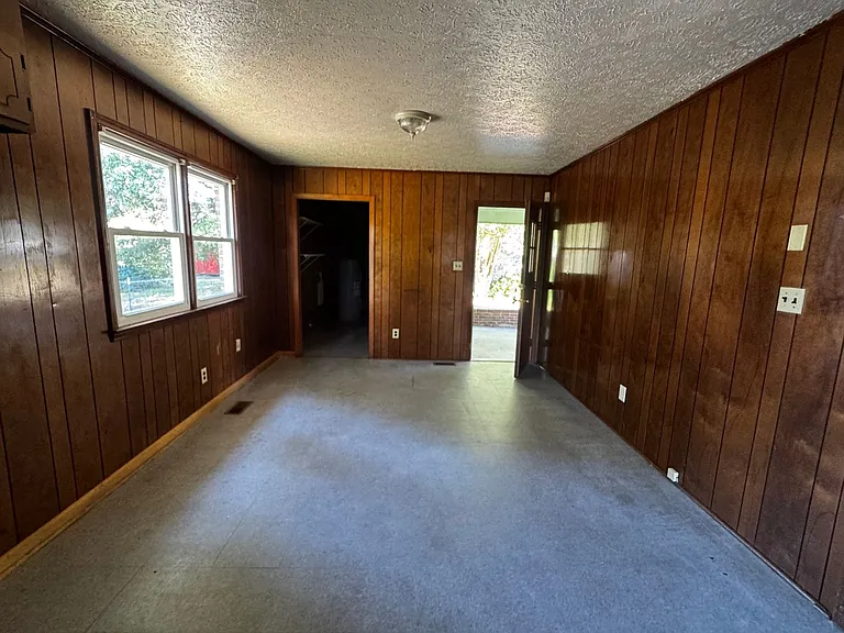 1416 Lenoir Dr — Photo 7