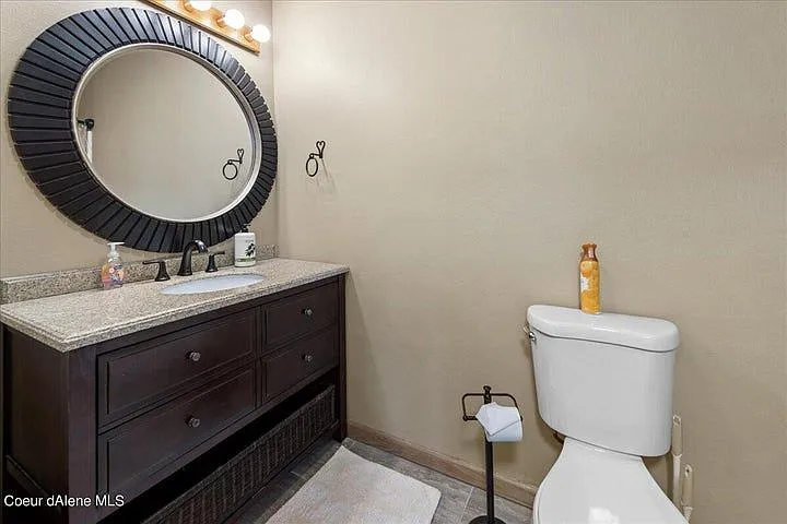 950 W Cameron Ave #104 — Photo 5